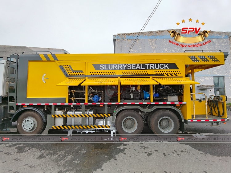 Slurry Sealing Truck Sinotruk - LS1